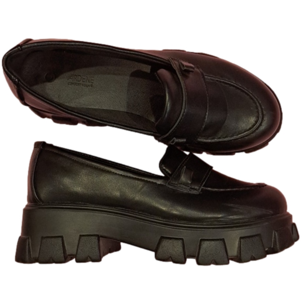 Ardene womans size 7 platform slip-on shoes,black chunky Y2K style faux leather